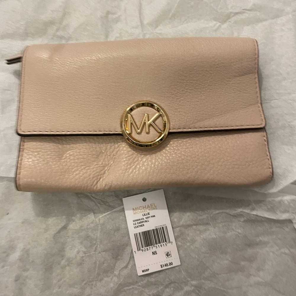Michael Kors Soft pink lg carry all leather